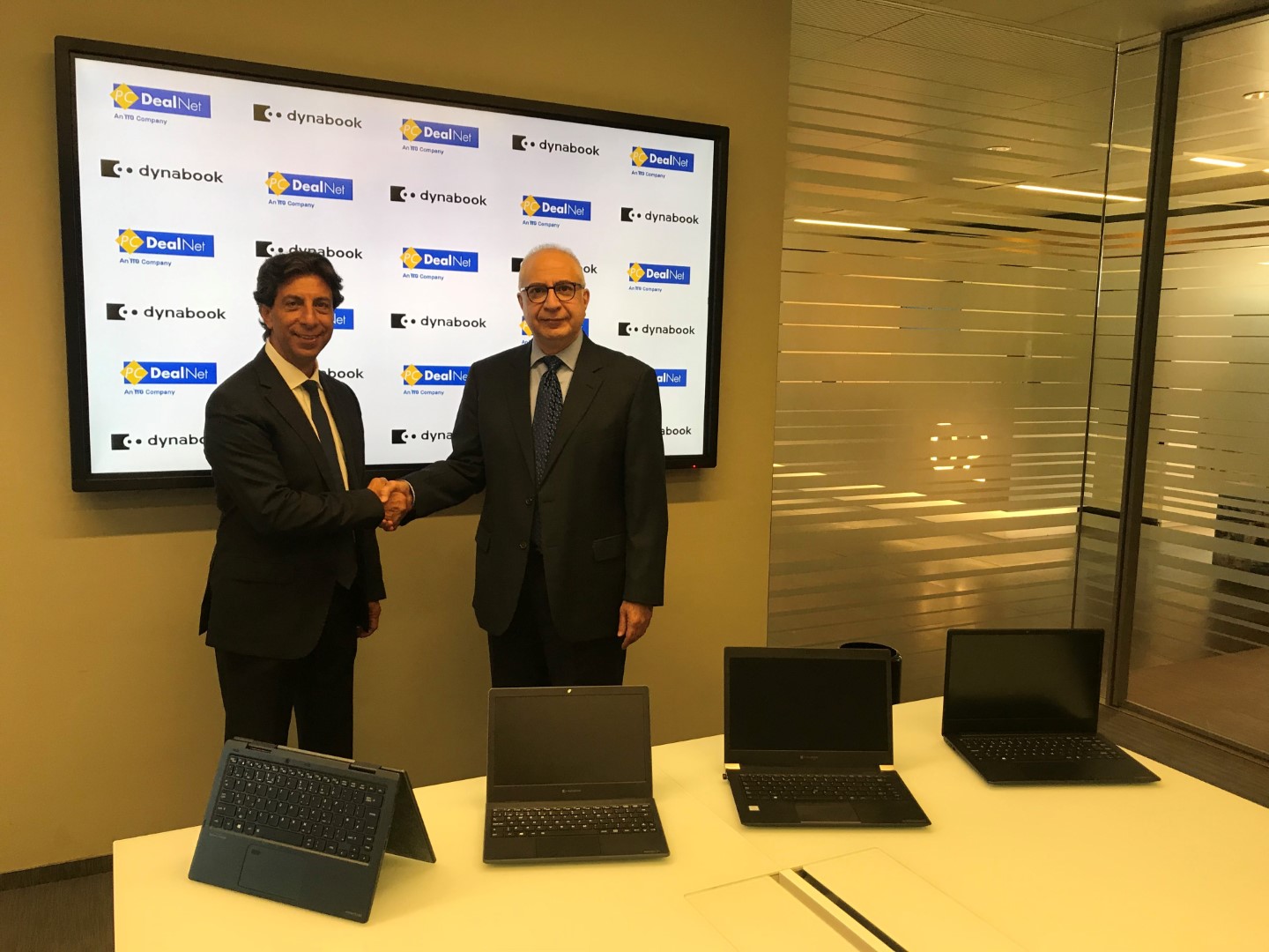 Dynabook Europe GmbH Signs Distribution Agreement with PC DealNet 